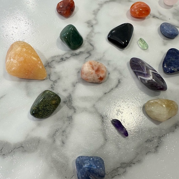 Assorted Crystal Collection - Picture 3 of 8